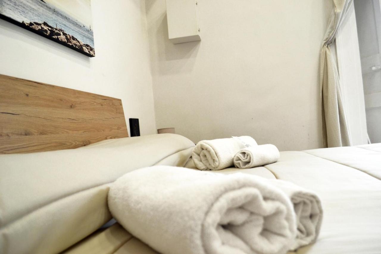 Vanzi Rooms Nápoles Exterior foto