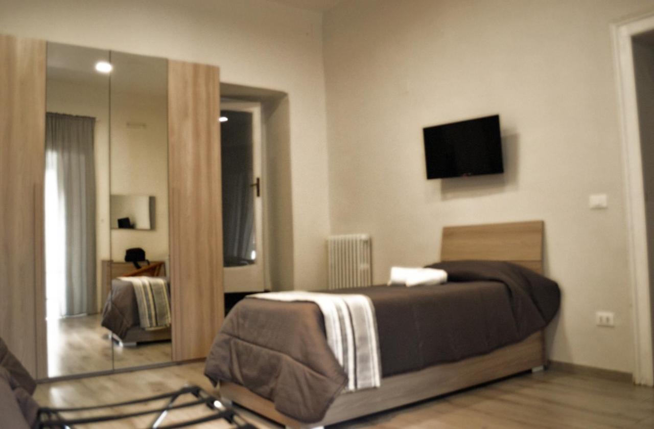 Vanzi Rooms Nápoles Exterior foto